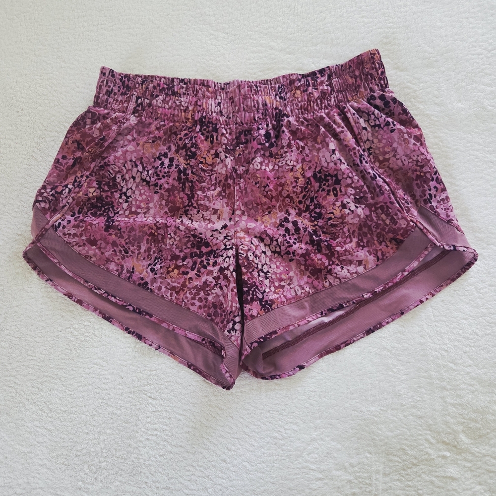 New!!! Athleta ✨️ Women's Pink Patterned Shorts Size S